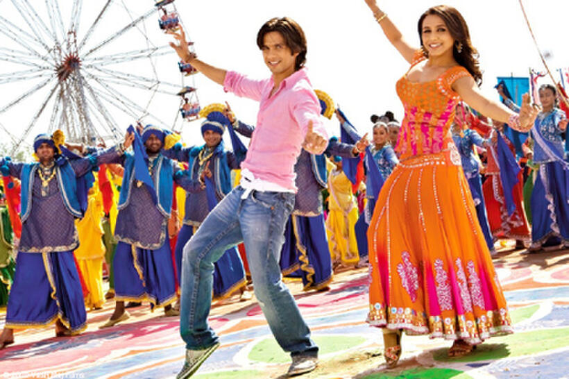 Shahid Kapoor as Rohan and Rani Mukherjee as Veera in "Dil Bole Hadippa!"