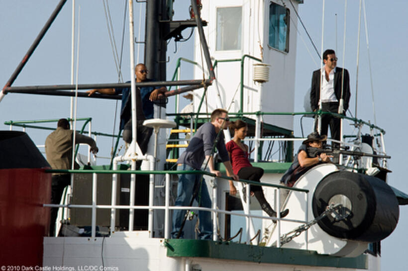 Columbus Short as Pooch, Chris Evans as Jensen, Zo? Saldana as Aisha, Oscar Jaenada as Cougar and Jeffrey Dean Morgan as Clay in "The Losers."