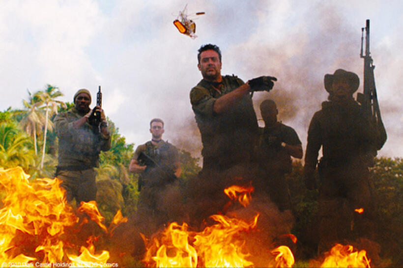  Idris Elba as Roque, Chris Evans as Jensen, Jeffrey Dean Morgan as Clay, Columbus Short as Pooch and Oscar Jaenada as Cougar in "The Losers."