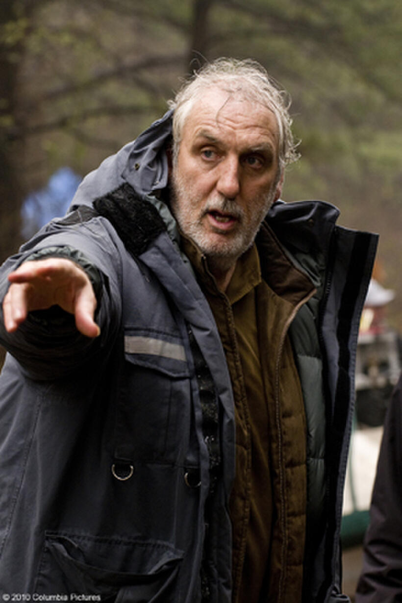 Director Phillip Noyce on the set of "Salt."