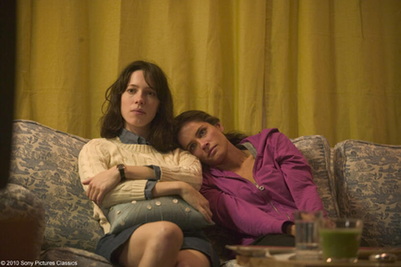 Rebecca Hall as Rebecca and Amanda Peet as Mary in "Please Give."