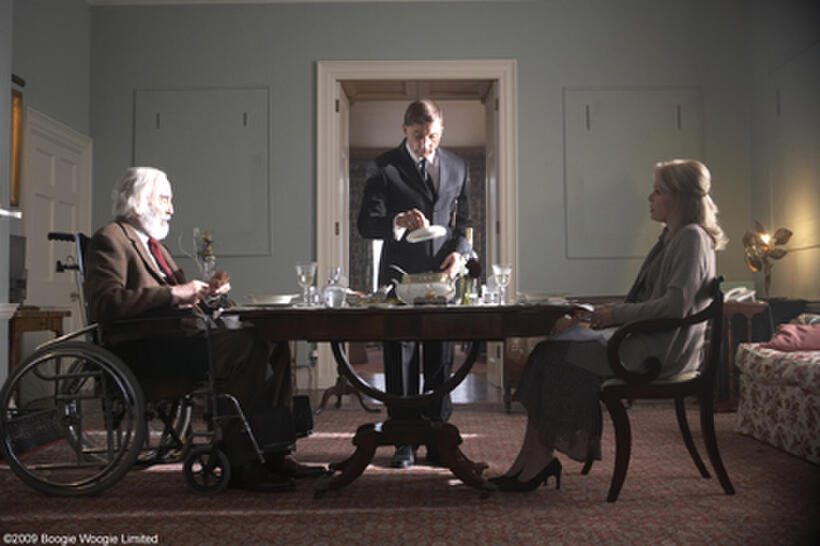Christopher Lee as Alfred Rhinegold, Simon McBurney as Robert Friegn and Joanna Lumley as Alfreda Rhinegold in "Boogie Woogie."