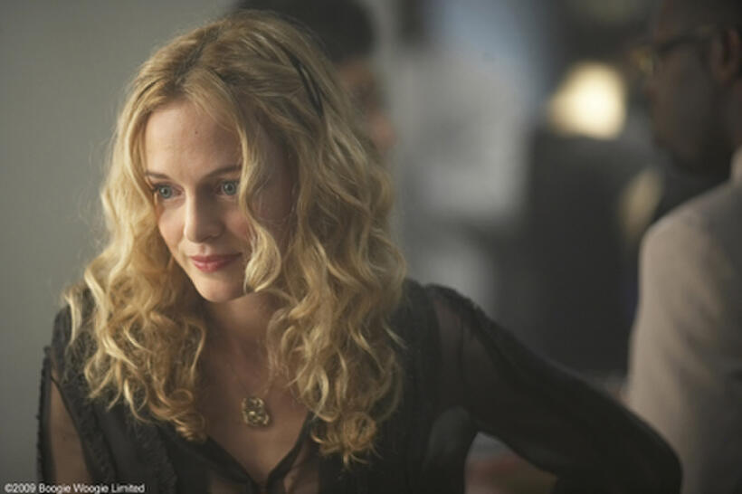 Heather Graham as Beth Freemantle in "Boogie Woogie."