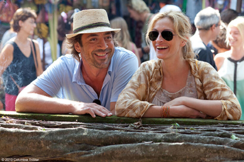 Javier Bardem as Felipe and Julia Roberts as Liz Gilbert in "Eat, Pray, Love."