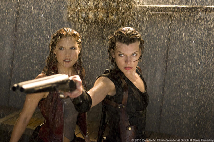 Ali Larter as Claire and Milla Jovovich as Alice in "Resident Evil: Afterlife."