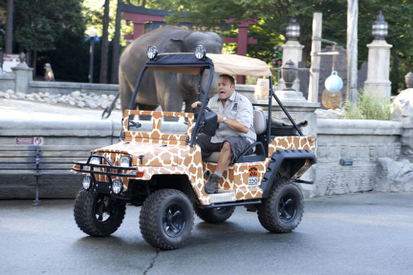 Kevin James as Griffin Keyes in ``Zookeeper.''