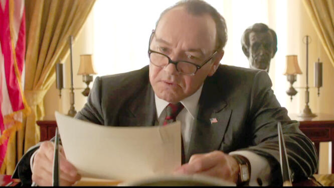Elvis & Nixon