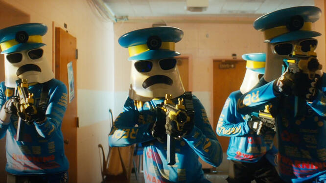 Clone Cops