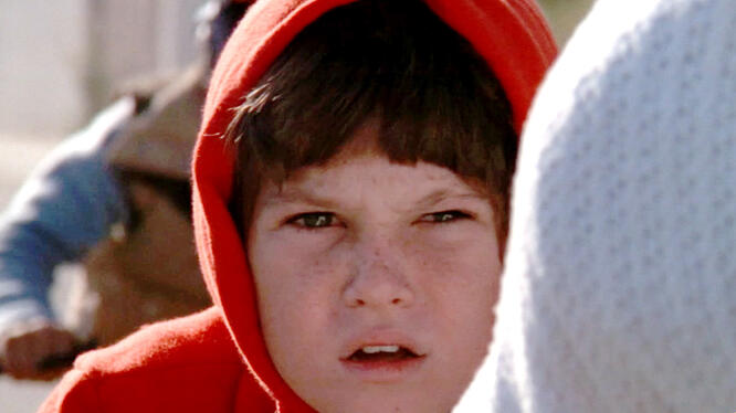 E.T. The Extra-Terrestrial (1982) Presented by TCM