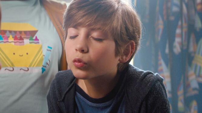 Good Boys: Movie Clip - Max Practices Kissing the Doll