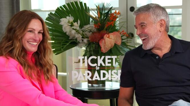 What Julia Roberts and George Clooney Label Each Other as in Their Phones