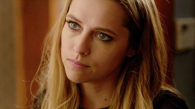 Lights Out: Movie Clip - You're Staying