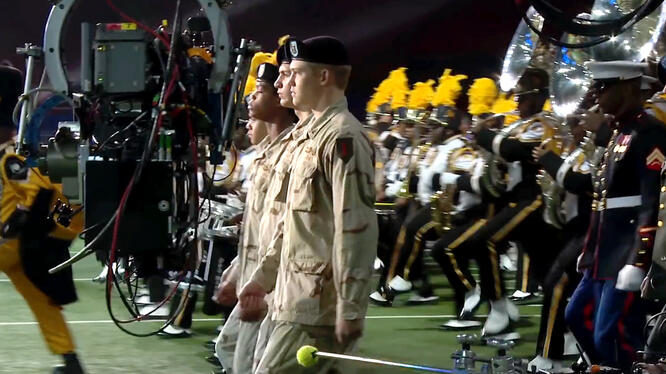 Billy Lynn's Long Halftime Walk