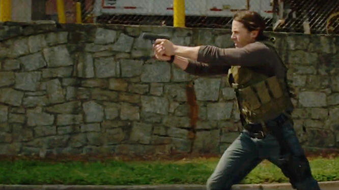 Triple 9: Movie Clip - He's on Foot