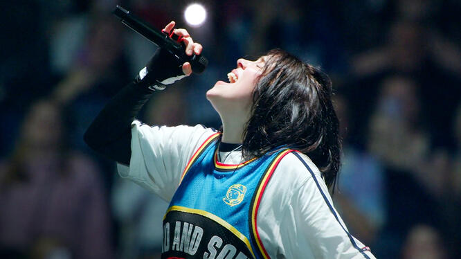 Billie Eilish - Hit Me Hard and Soft: The Tour (Live in 3D)