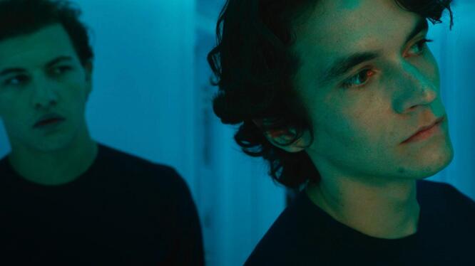 Voyagers: Featurette - Born for This