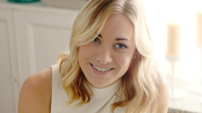 Manhattan Night: Movie Clip - Asking a Favor