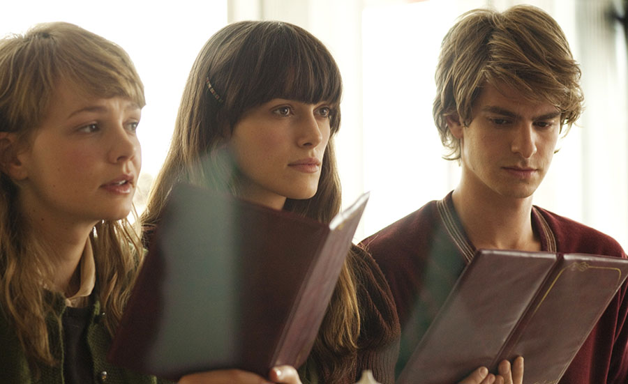 Carey Mulligan, Keira Knightley and Andrew Garfield in Never Let Me Go