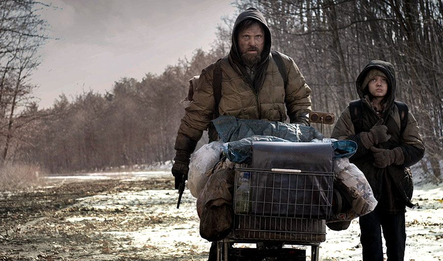 Viggo Mortensen and Kodi Smit-McPhee in The Road