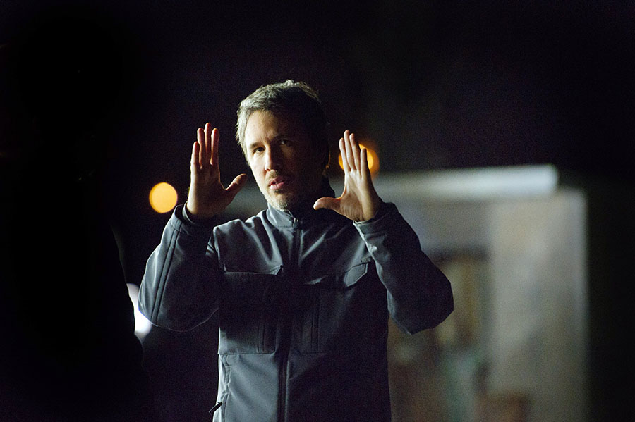 Denis VIlleneuve on the set of Prisoners