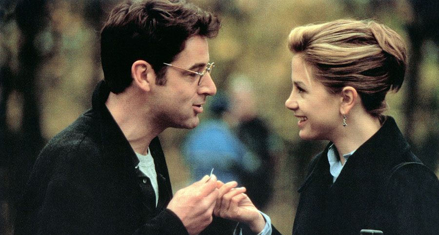 Jeremy Northam and MIra Sorvino in Mimic