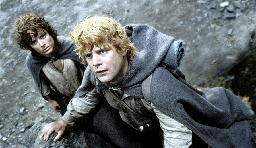 Elijah Woods as Frodo and Sean Astin as Sam