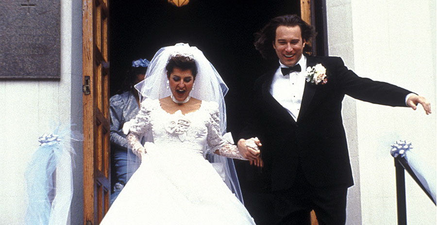 Nia Vardalos and John Corbett in My Big Fat Greek Wedding