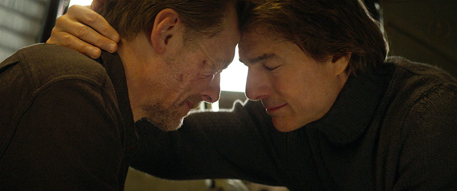 Simon Pegg and Tom Cruise in Mission: Impossible - The Final Reckoning