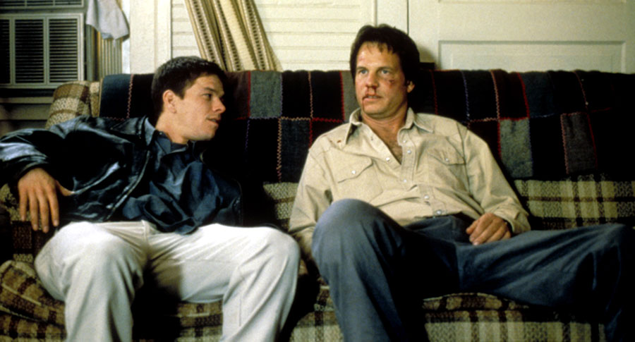Mark Wahlberg and Bill Paxton in Traveller