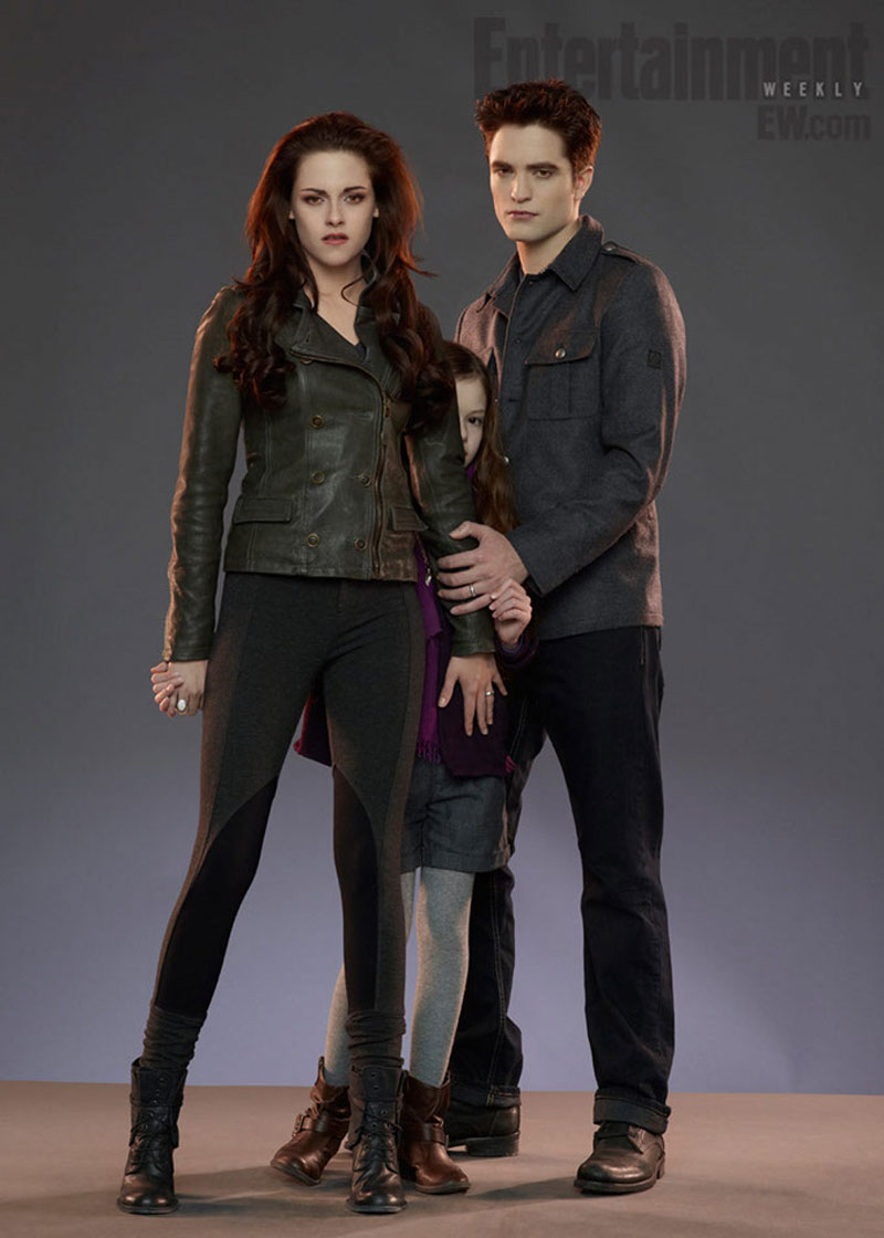 Bella and Edward Shield Renesmee in Latest 'Breaking Dawn' Pics | Fandango