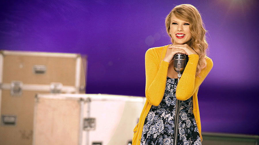 Taylor Swift in Taylor Swift: Journey to Fearless