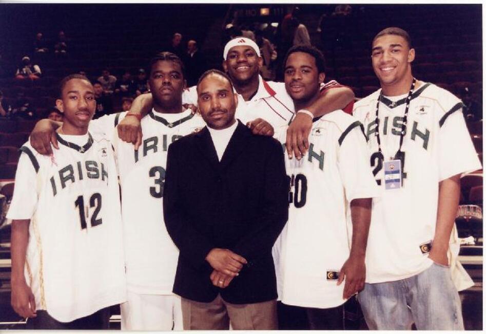 “lebron james high school team”的图片搜索结果