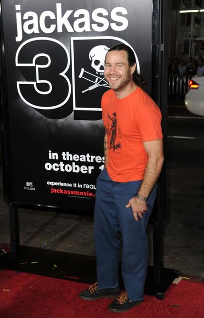 Jackass 3d 2010 Premiere Photos Special Event Photos Fandango