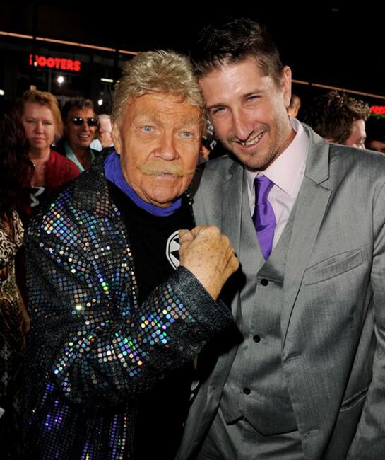 Jackass 3d 2010 Premiere Photos Special Event Photos Fandango
