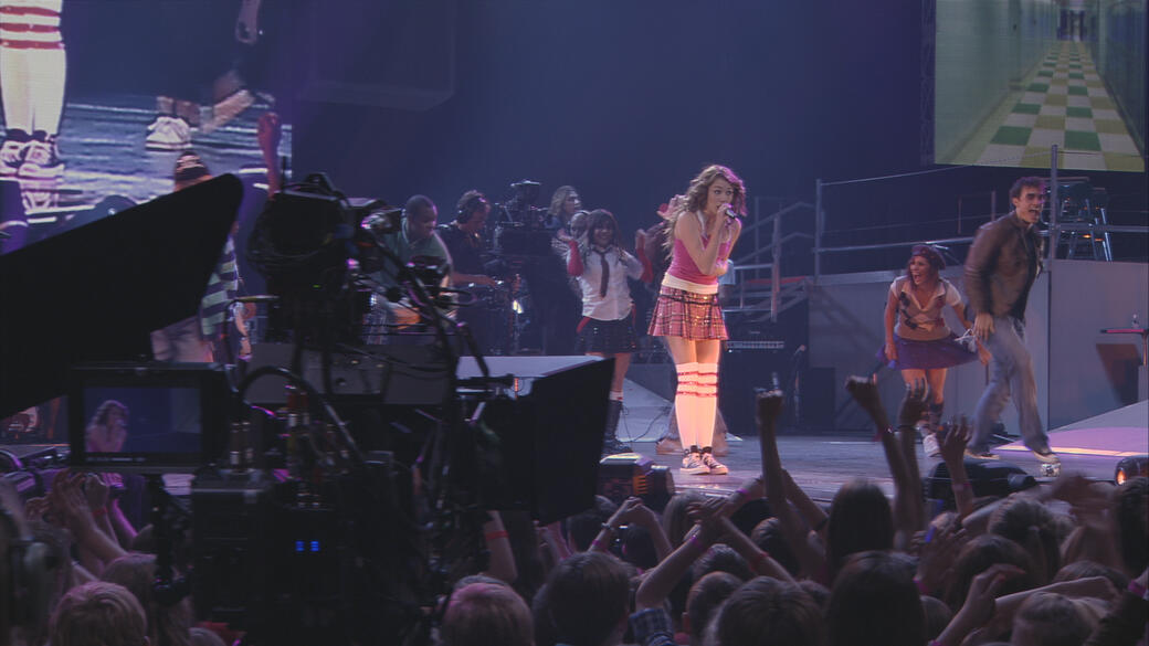 Hannah Montana Miley Cyrus Best Of Both Worlds Concert In