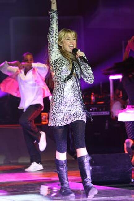 Hannah Montana Miley Cyrus Best Of Both Worlds Concert In