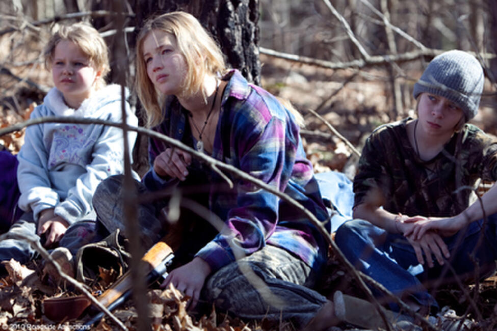 Winter S Bone 2010 Movie Photos And Stills Fandango