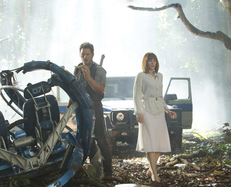 Jurassic World An Imax 3d Experience 2015 Movie Photos And Stills Fandango