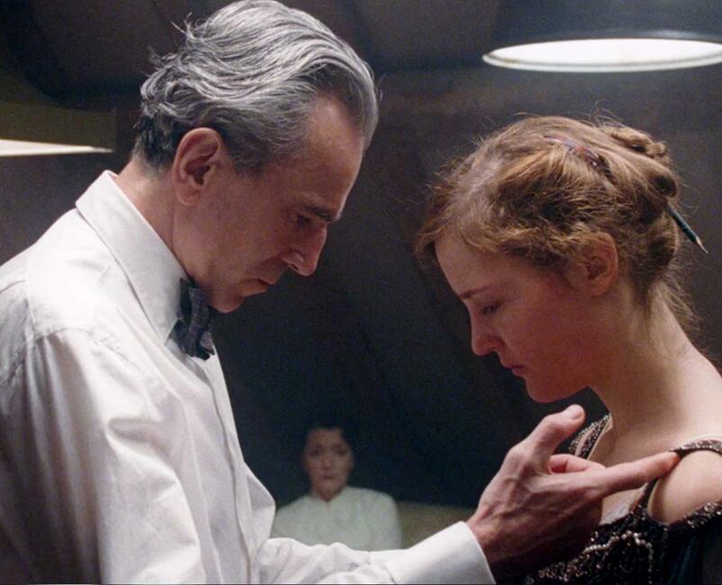 Phantom Thread (2017) Movie Photos and Stills Fandango